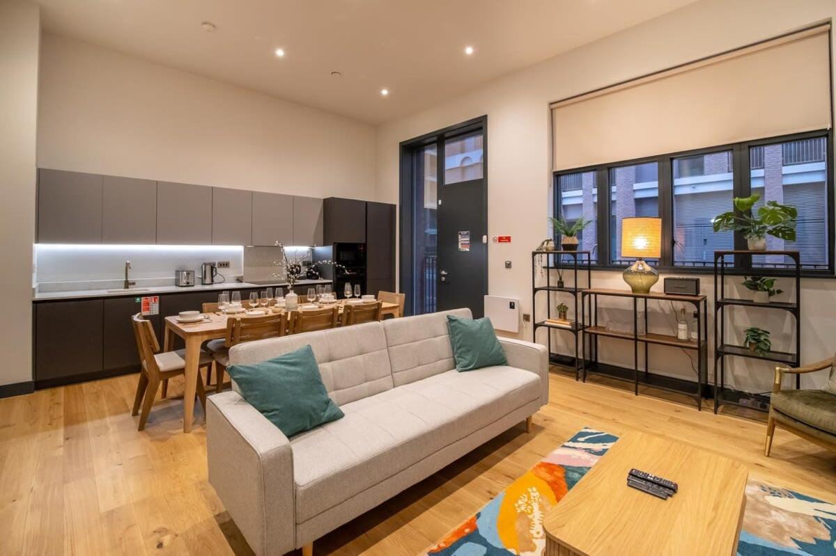 Bauhaus By The Heim Residences Holiday home *